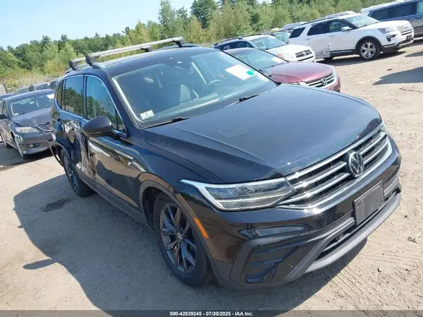 3VV2B7AX8NM134364 2022 VOLKSWAGEN TIGUAN - Image 1