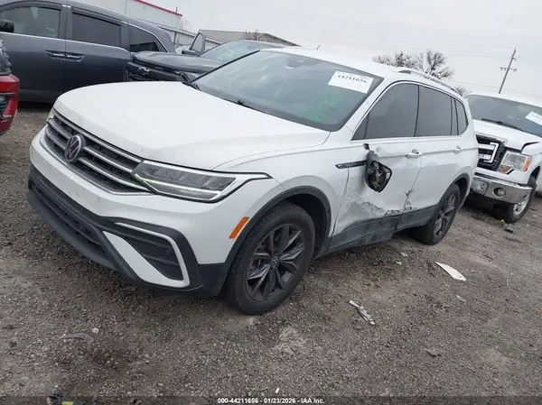 3VV2B7AX8NM138155 2022 VOLKSWAGEN TIGUAN - Image 2