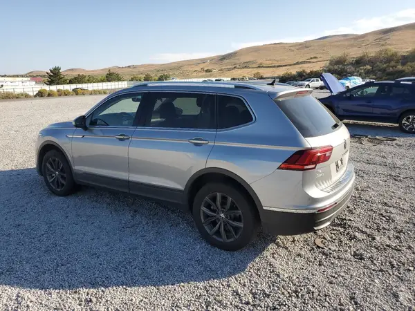 3VV2B7AX8NM142982 2022 VOLKSWAGEN TIGUAN - Image 2