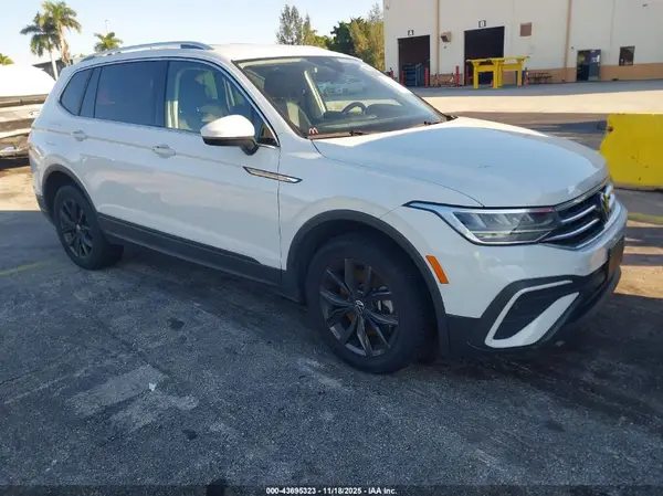 3VV2B7AX8RM128960 2024 VOLKSWAGEN TIGUAN - Image 1