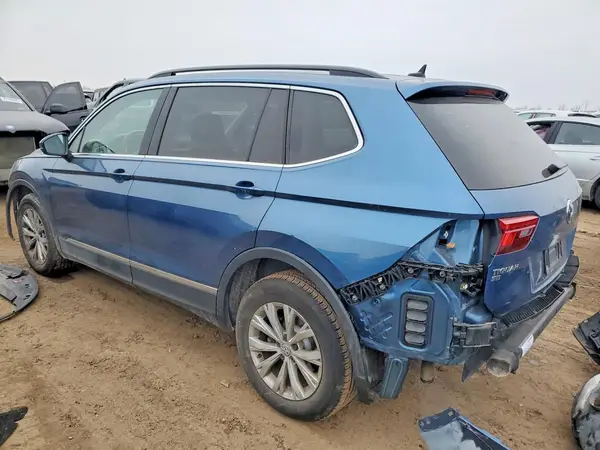 3VV2B7AX9JM013224 2018 VOLKSWAGEN TIGUAN - Image 2
