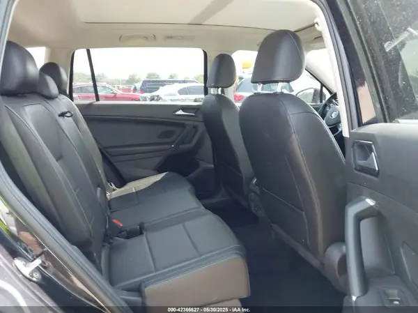 3VV2B7AX9JM051858 2018 VOLKSWAGEN TIGUAN - Image 8
