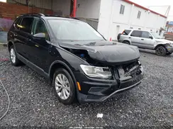 3VV2B7AX9JM058809 2018 VOLKSWAGEN TIGUAN