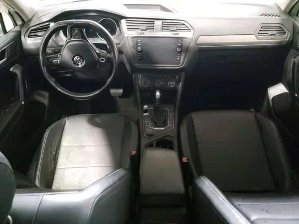 3VV2B7AX9JM065985 2018 VOLKSWAGEN TIGUAN - Image 8