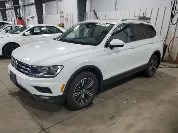 3VV2B7AX9JM067638 2018 VOLKSWAGEN TIGUAN - Image 1