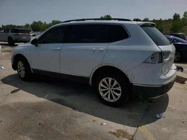 3VV2B7AX9JM073407 2018 VOLKSWAGEN TIGUAN - Image 2