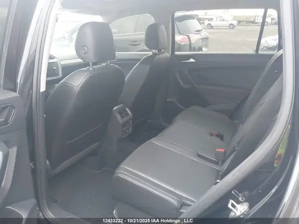 3VV2B7AX9JM099036 2018 VOLKSWAGEN TIGUAN - Image 8