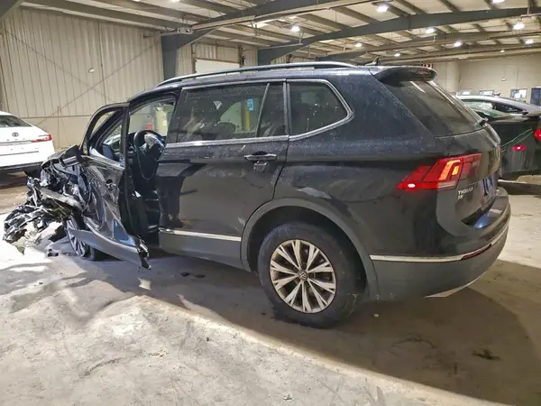 3VV2B7AX9JM112237 2018 VOLKSWAGEN TIGUAN - Image 2