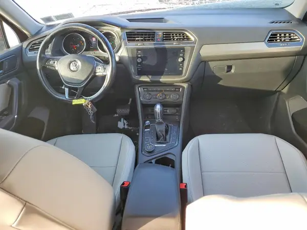 3VV2B7AX9JM129555 2018 VOLKSWAGEN TIGUAN - Image 8