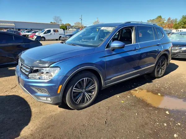 3VV2B7AX9JM130480 2018 VOLKSWAGEN TIGUAN - Image 1
