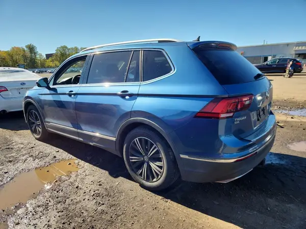 3VV2B7AX9JM130480 2018 VOLKSWAGEN TIGUAN - Image 2