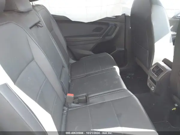 3VV2B7AX9JM142564 2018 VOLKSWAGEN TIGUAN - Image 8