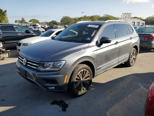 3VV2B7AX9JM143200 2018 VOLKSWAGEN TIGUAN - Image 1