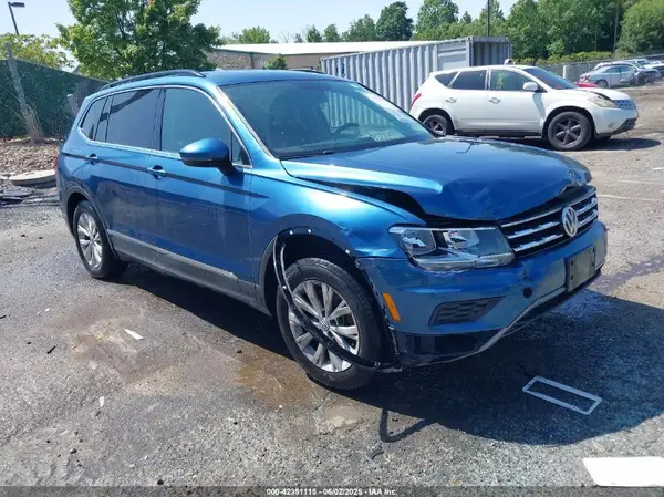3VV2B7AX9JM143441 2018 VOLKSWAGEN TIGUAN - Image 1