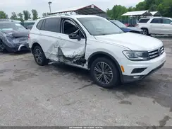 3VV2B7AX9JM146887 2018 VOLKSWAGEN TIGUAN