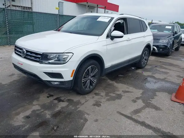 3VV2B7AX9JM146887 2018 VOLKSWAGEN TIGUAN - Image 2