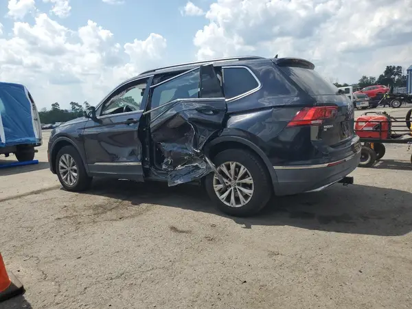 3VV2B7AX9JM164838 2018 VOLKSWAGEN TIGUAN - Image 2