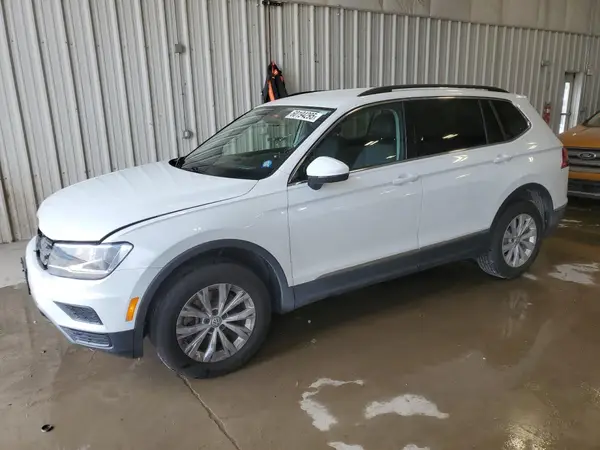 3VV2B7AX9JM182885 2018 VOLKSWAGEN TIGUAN - Image 1