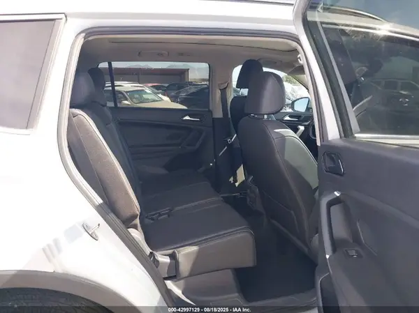 3VV2B7AX9JM188024 2018 VOLKSWAGEN TIGUAN - Image 8