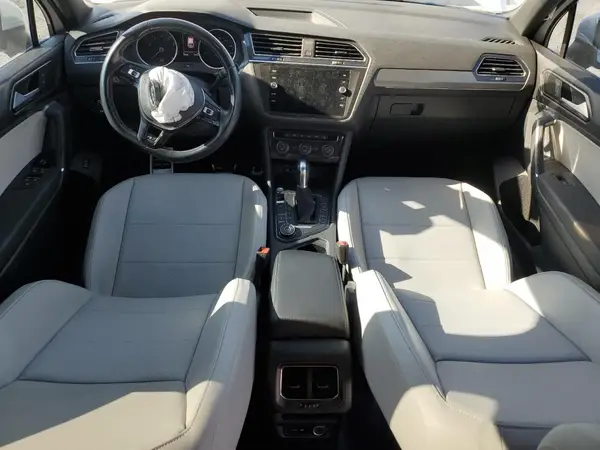 3VV2B7AX9JM205260 2018 VOLKSWAGEN TIGUAN - Image 8