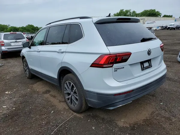 3VV2B7AX9KM007991 2019 VOLKSWAGEN TIGUAN - Image 2