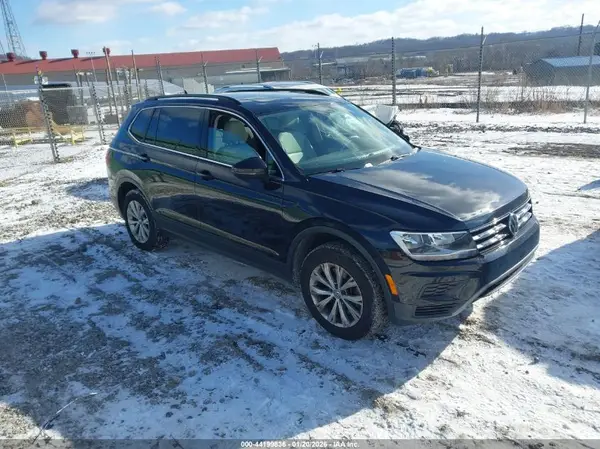 3VV2B7AX9KM017579 2019 VOLKSWAGEN TIGUAN - Image 1