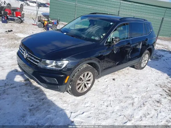 3VV2B7AX9KM017579 2019 VOLKSWAGEN TIGUAN - Image 2