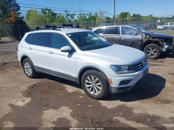 3VV2B7AX9KM040103 2019 VOLKSWAGEN TIGUAN - Image 1