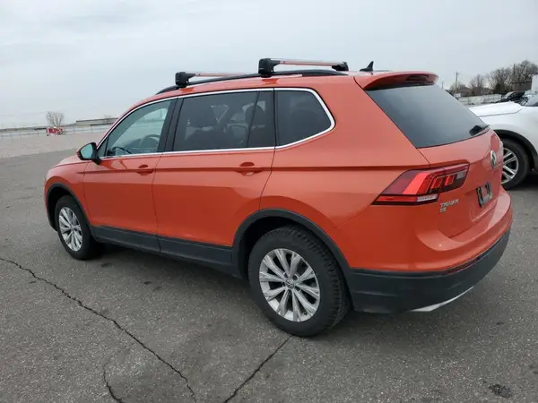3VV2B7AX9KM040926 2019 VOLKSWAGEN TIGUAN - Image 2
