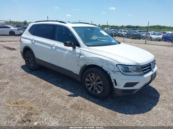 3VV2B7AX9KM077362 2019 VOLKSWAGEN TIGUAN - Image 1