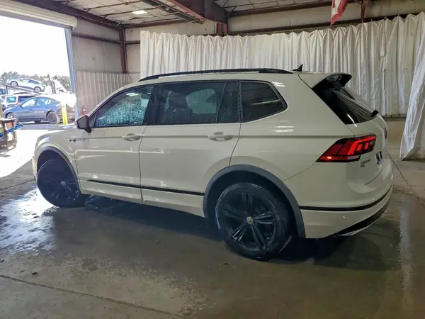 3VV2B7AX9KM082335 2019 VOLKSWAGEN TIGUAN - Image 2