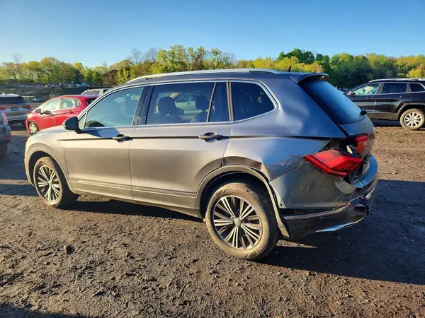 3VV2B7AX9KM086269 2019 VOLKSWAGEN TIGUAN - Image 2