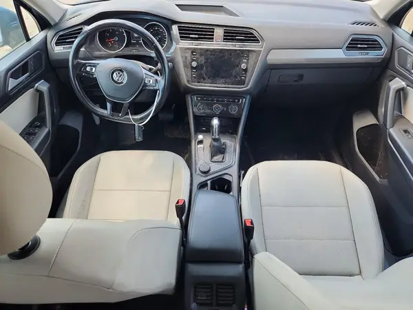 3VV2B7AX9KM100445 2019 VOLKSWAGEN TIGUAN - Image 8