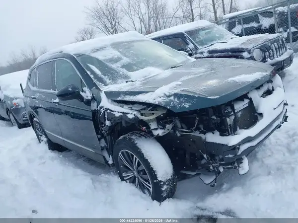 3VV2B7AX9KM103992 2019 VOLKSWAGEN TIGUAN - Image 1