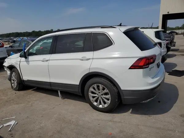 3VV2B7AX9KM106049 2019 VOLKSWAGEN TIGUAN - Image 2