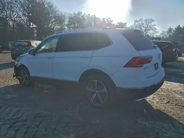 3VV2B7AX9KM106987 2019 VOLKSWAGEN TIGUAN - Image 2