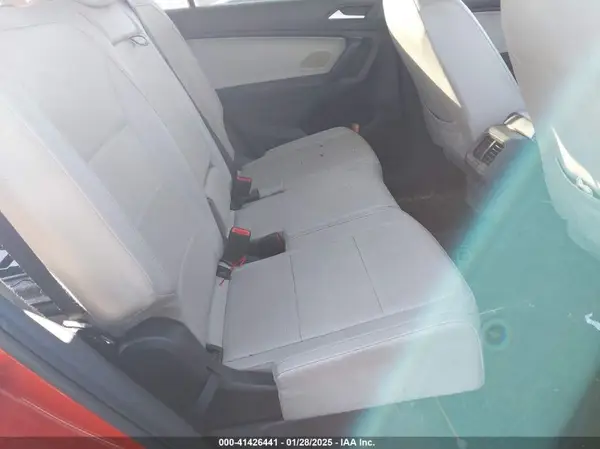 3VV2B7AX9KM136359 2019 VOLKSWAGEN TIGUAN - Image 8