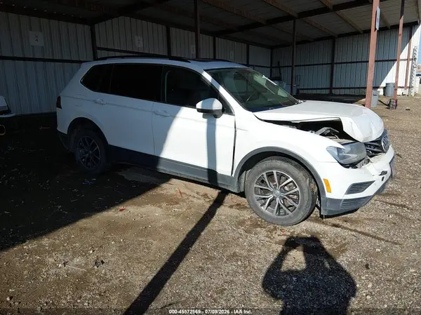 3VV2B7AX9KM169684 2019 VOLKSWAGEN TIGUAN - Image 1