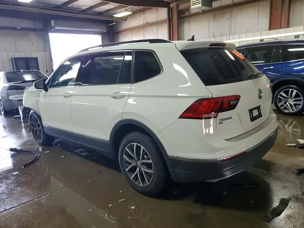 3VV2B7AX9LM002176 2020 VOLKSWAGEN TIGUAN - Image 2