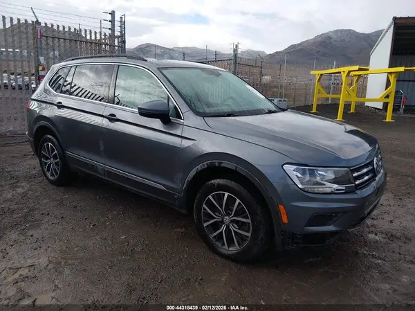3VV2B7AX9LM023285 2020 VOLKSWAGEN TIGUAN - Image 1