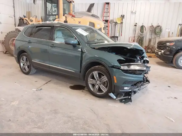 3VV2B7AX9LM078125 2020 VOLKSWAGEN TIGUAN - Image 1