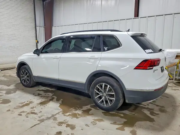 3VV2B7AX9LM093417 2020 VOLKSWAGEN TIGUAN - Image 2