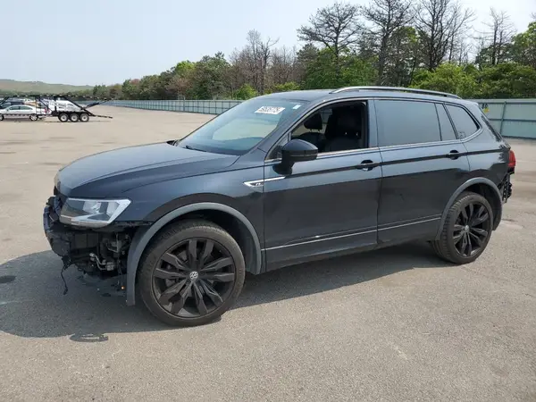 3VV2B7AX9LM108725 2020 VOLKSWAGEN TIGUAN - Image 1