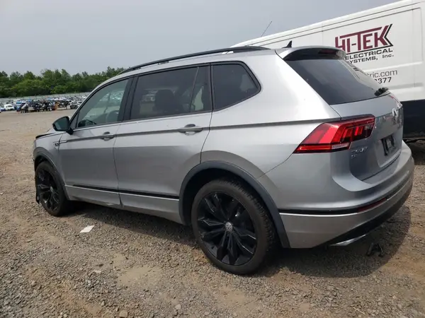 3VV2B7AX9LM134757 2020 VOLKSWAGEN TIGUAN - Image 2