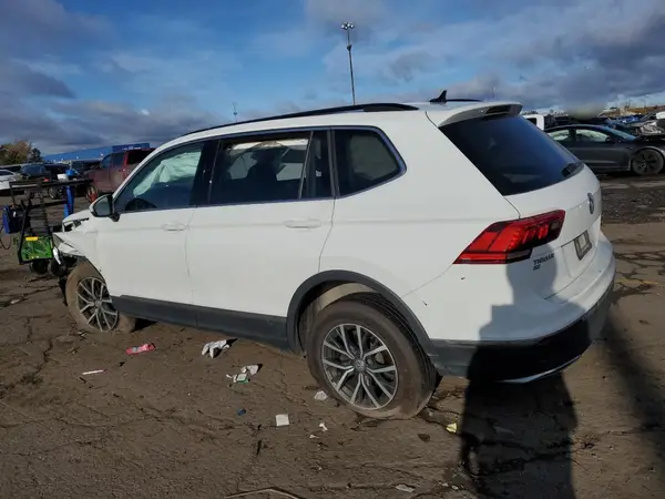 3VV2B7AX9LM135746 2020 VOLKSWAGEN TIGUAN - Image 2