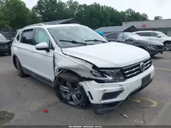3VV2B7AX9LM137450 2020 VOLKSWAGEN TIGUAN