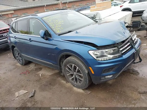 3VV2B7AX9LM137660 2020 VOLKSWAGEN TIGUAN - Image 1