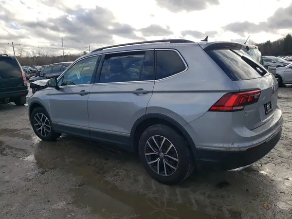 3VV2B7AX9LM145855 2020 VOLKSWAGEN TIGUAN - Image 2