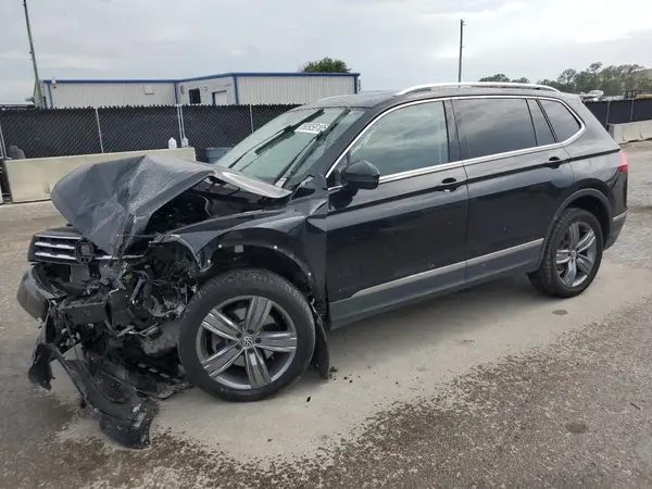 3VV2B7AX9LM158394 2020 VOLKSWAGEN TIGUAN - Image 1