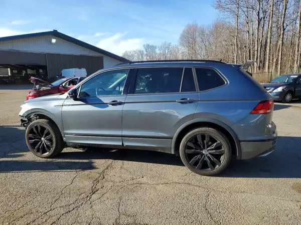 3VV2B7AX9MM024308 2021 VOLKSWAGEN TIGUAN - Image 2